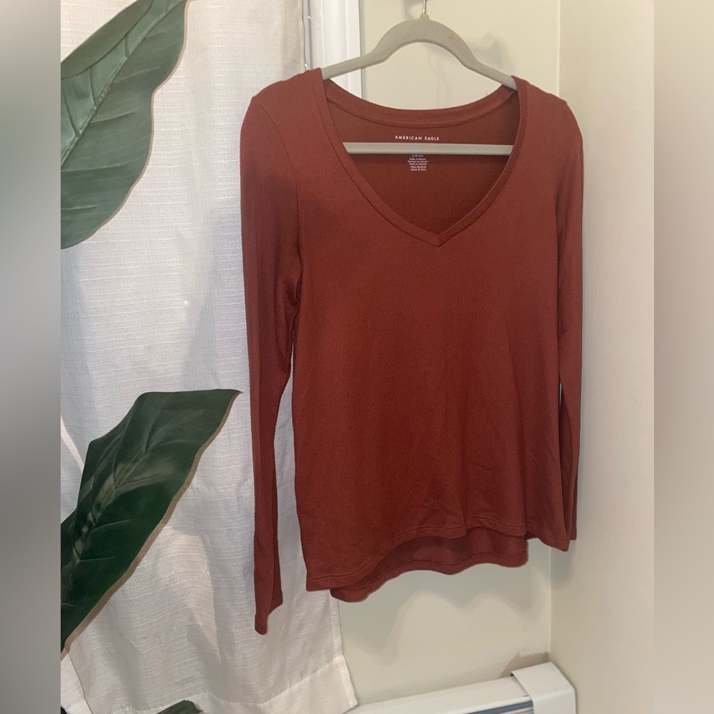 Woman’s American Eagle super soft sweater - Burnt Orange